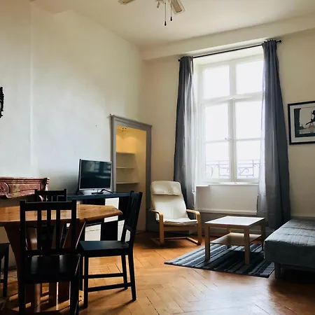 Nos Au Centre A Apartment *